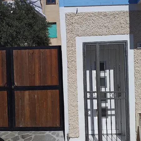 House * Όλμπια