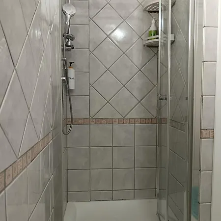 House Apartment *