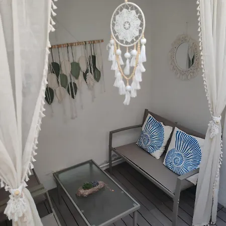House דירה